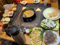 -有一锅·野生菌黑山羊腊排骨火锅(古城北门店)
