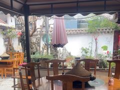 -双廊杨记石锅鱼石锅牛肉