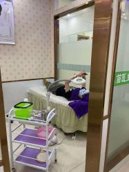 -苗医生专业祛痘·皮肤管理