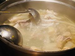 竹笙椰子鸡-润园四季椰子鸡火锅(海上世界店)