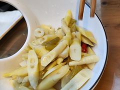 -土砂锅生态山庄·非遗砂锅雅鱼