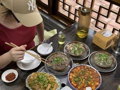 -乐山食古香跷脚牛肉