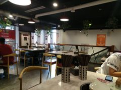 大堂-食潮汕头鲜牛馆(望京保利店)