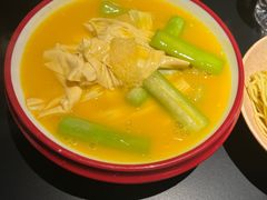 -麻六记(凤凰汇店)