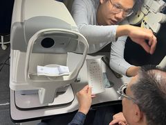 -罗伯特眼镜·蔡司官方授权(罗湖国贸店)