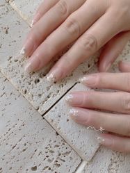 -Momo nail 日系美甲
