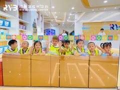 -红黄蓝成长中心•婴幼儿早教•托育(南山京基百纳广场店)