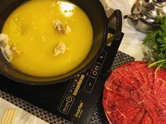 -鲜入围煮花胶鸡海鲜火锅