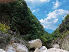 -鄣山大峡谷