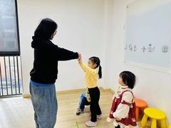 -猴有戏教育戏剧·音乐剧·主持口才·演讲朗诵辩论(环球港华师大校区)