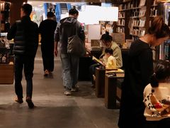 -茑屋书店(天目里店)
