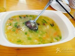 -乌镇那一年小院主题餐厅(甘泉西路店)
