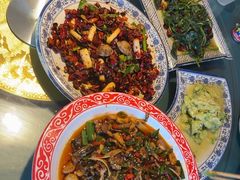 -牟记江湖重庆地标特色菜鱼蛋海鲜羊蝎子(巴南区黑金冠十多年好店)