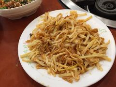 凉拌金针菇笋子-刘胖娃鱼庄·特色肥肠鱼(杨家坪店)