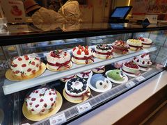 -花花卷卷·鲜食蛋糕(静安久光百货店)