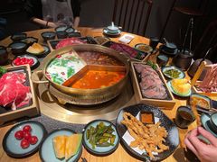 -湊湊火锅·茶憩(新中关购物中心店)