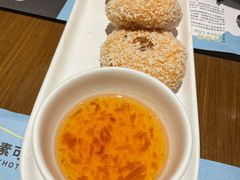 炸虾饼配泰国梅子酱-帕蓝·暹罗料理(大学路店)