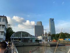 -鱼珠码头(轮渡站)