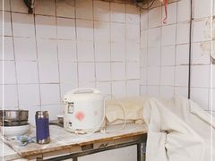 -丁记牛肉手擀板面