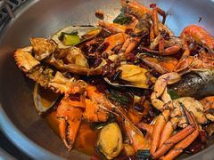 -七欣天香辣蟹火锅(南京建宁路大观天地店)