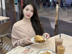 -喜莲咖啡