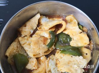 来一道辣椒炒鸭蛋,清清火气。