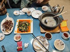 -干老四雅鱼饭店(滨江西路店)