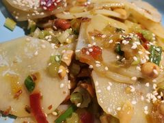 -有红鸡毛店·川菜(建设路店)