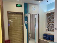 -维乐口腔(美维云门诊陆家嘴店)