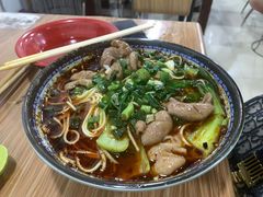 -胥佳烧鸡公牛肉面馆