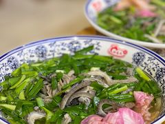 -杜袁氏贵州农家羊肉粉(爱融荟城店)