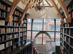 -钟书阁(松江泰晤士小镇店)