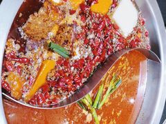 -沸炉重庆老火锅(军事博物馆店)