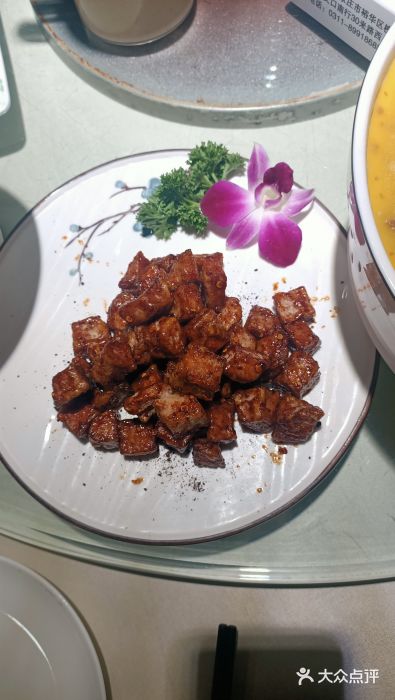 小徽舟臭鳜鱼(雅清街店)小徽州脆皮烧肉图片