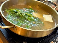 -小椒羊.羊肉粉 龙虾 羊肉串(新地旗舰店)