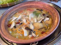 -阿婆情腊排骨火锅(忠义店)