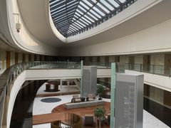 -上海滴水湖皇冠假日酒店