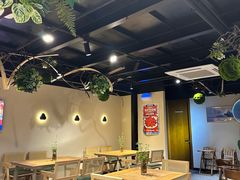 -臻鲜燕海鲜融合餐厅(金陵style店)