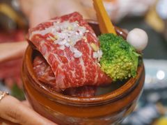 -山川小町·极番烧肉(新地假日广场店)