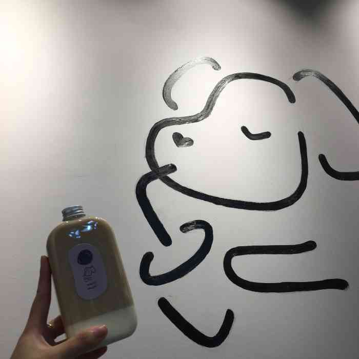 machi machi麦吉-"之前和男票一起去打卡的周杰伦奶茶店麦吉...."-大