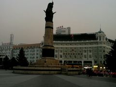 -人民防洪胜利纪念塔