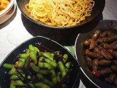 -巴厘龙虾·榜首油焖大虾(音乐学院·沿江酒馆店)