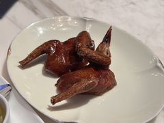 脆皮妙龄鸽-新荣记(新源南路店)