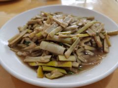 -天乐农家鱼头王(天目湖店)