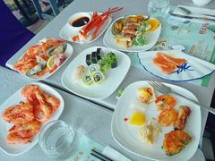 -亚洲国际大酒店·云顶阁旋转自助餐厅