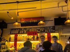 -Mx.cocktail bar