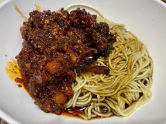 麻辣肉酱面-老妈食光小馆(国权路店)