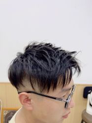 -纯剪男士理发馆·烫染专业店