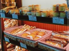 -红宝石·鲜奶小方·海派西点房(控江店)