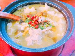 -周鱼小馆石锅酸菜鱼(活力汇店)